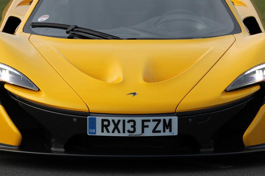  McLaren P1 2015 года  (фото 2 из 39)